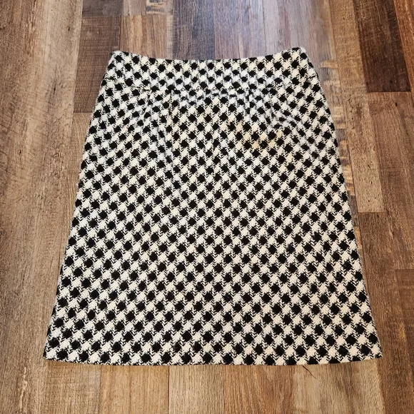 Ann Taylor Tweed Skirt - Picture 5 of 5